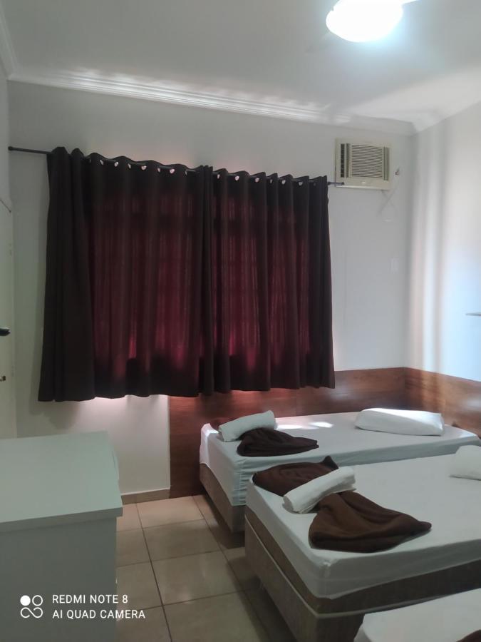 Familiar Com Ar,frigobar,wi Fi, Garagem * Aparecida (Sao Paulo)